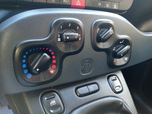 Fiat Panda 1.0 FIREFLY 70 CV HIBRIDO  - Foto 12