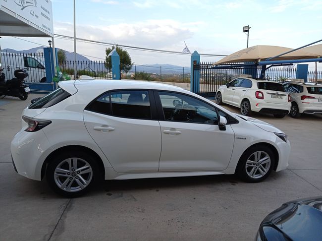 Toyota Corolla 1.8 125H ACTIVE TECH E-CVT  - Foto 3