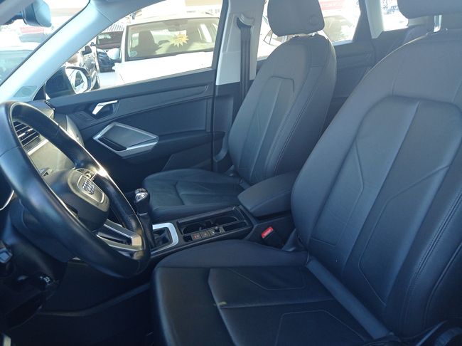 Audi Q3 35 TFSI MANUAL  - Foto 23