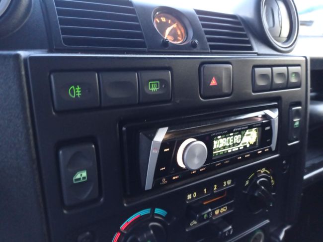 Land-Rover Defender 110 SW E todoterreno 122CV 5P manual  - Foto 17