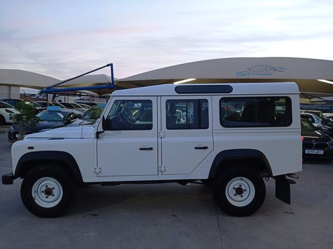 Land-Rover Defender 110 SW E todoterreno 122CV 5P manual  - Foto 13