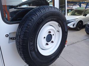 Land-Rover Defender 110 SW E todoterreno 122CV 5P manual  - Foto 28