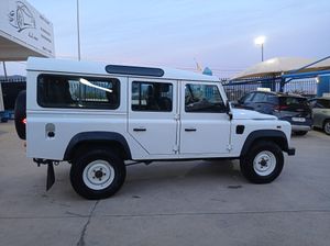 Land-Rover Defender 110 SW E todoterreno 122CV 5P manual  - Foto 4