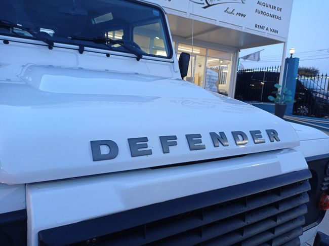 Land-Rover Defender 110 SW E todoterreno 122CV 5P manual  - Foto 14