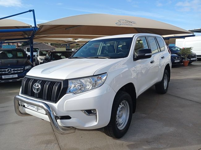 Toyota Land Cruiser 2.8 D-4D GX  - Foto 8