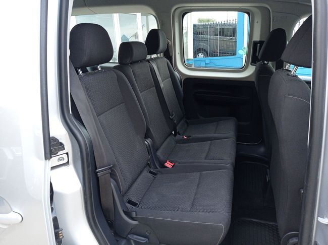 Volkswagen Caddy Trendline 2.0 TDI BMT 75 kW (102 CV) 7 plazas  - Foto 10
