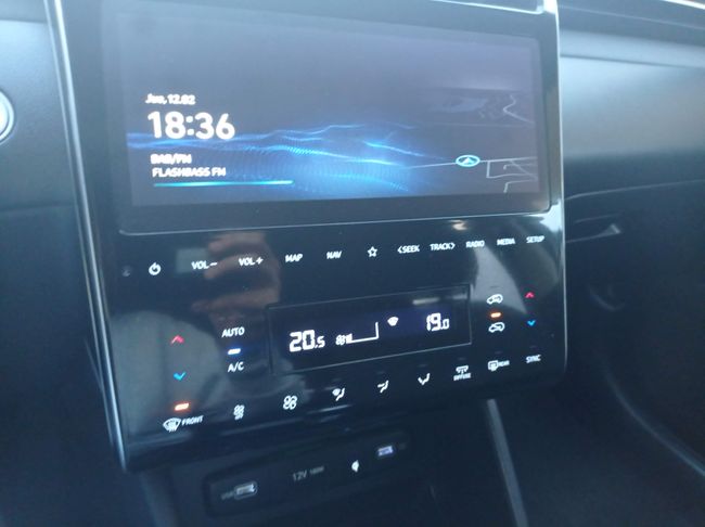 Hyundai Tucson 1.6 TGDI 48V Maxx 4x2  - Foto 13