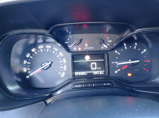 Citroën Berlingo Talla M BlueHDi 100 S&S Live Pack  - Foto 8