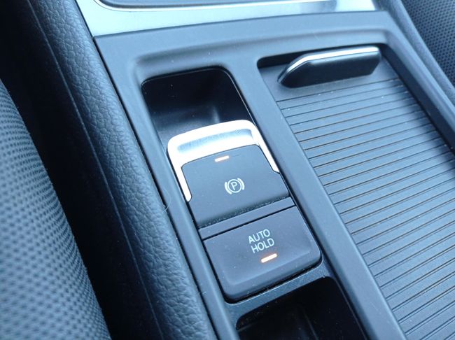 Volkswagen Golf ADVANCE 1.4 TSI 125CV DSG  - Foto 18