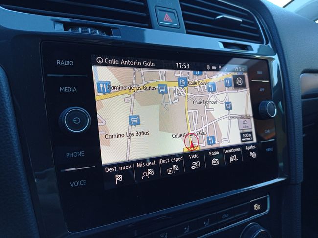 Volkswagen Golf ADVANCE 1.4 TSI 125CV DSG  - Foto 22