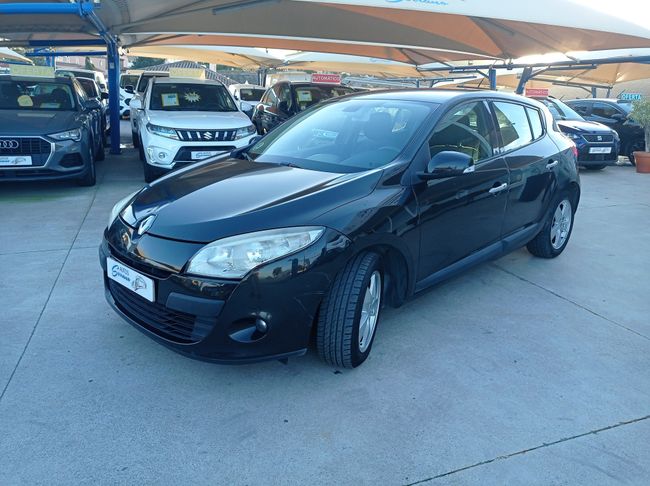 Renault Megane 1.9 dCi 130CV  - Foto 7