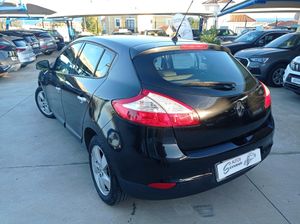 Renault Megane 1.9 dCi 130CV  - Foto 6