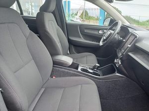 Volvo XC40 T2 Essential Automático  - Foto 19