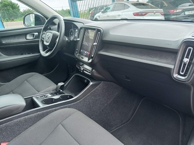 Volvo XC40 T2 Essential Automático  - Foto 18