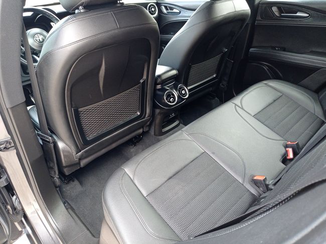 Alfa Romeo Stelvio 2.2 Diesel 118 kW (160 CV) Sprint AT RWD  - Foto 31