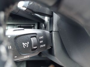 Peugeot 3008 Allure Pack BlueHDi 130 S&S EAT8  - Foto 25