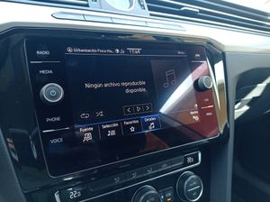 Volkswagen Arteon 2.0 TDI 110 kW (150 CV) DSG 7 vel.  - Foto 18