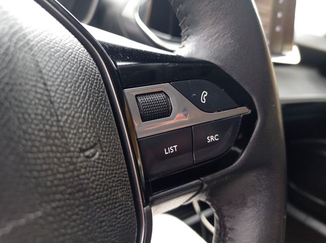 Peugeot 2008 Active BlueHDi 110  - Foto 17