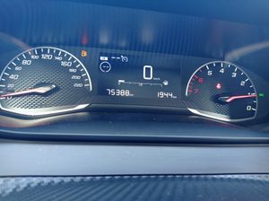 Peugeot 2008 Active BlueHDI 81kW (110CV)  - Foto 14