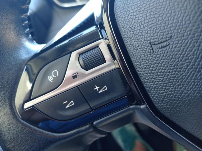 Peugeot 2008 Active BlueHDI 81kW (110CV)  - Foto 16