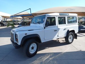 Land-Rover Defender Defender 90 SW E  - Foto 8