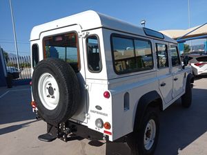 Land-Rover Defender Defender 90 SW E  - Foto 4