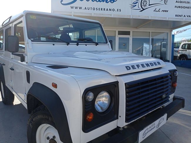Land-Rover Defender Defender 90 SW E  - Foto 3
