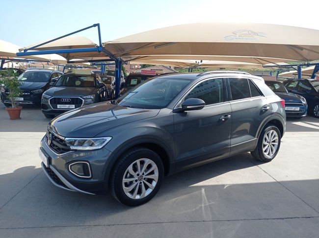 Volkswagen T-Roc 1.5 TSI 110 kW  - Foto 8