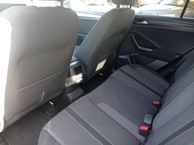 Volkswagen T-Roc 1.5 TSI 110 kW  - Foto 26