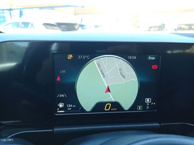 Mercedes GLA 180 7G-DCT  - Foto 22
