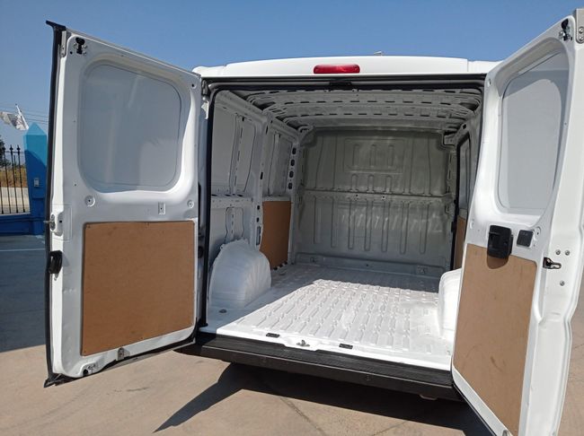 Peugeot Boxer L1H1 2.2 140 CV  - Foto 11