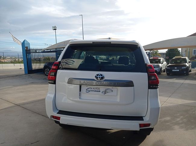 Toyota Land Cruiser 100 2.8 D-4D GX  - Foto 5