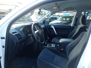 Toyota Land Cruiser 100 2.8 D-4D GX  - Foto 25