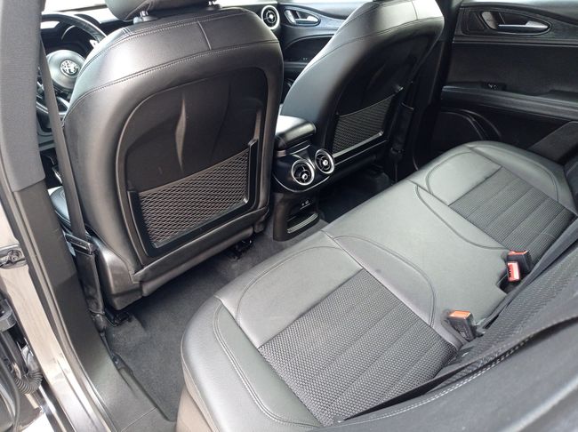 Alfa Romeo Stelvio 2.2 Diesel 118kW (160CV) SPRINT RWD  - Foto 17