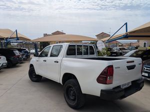 Toyota Hilux Doble Cabina 2.4 150D 4x4 GX  - Foto 11