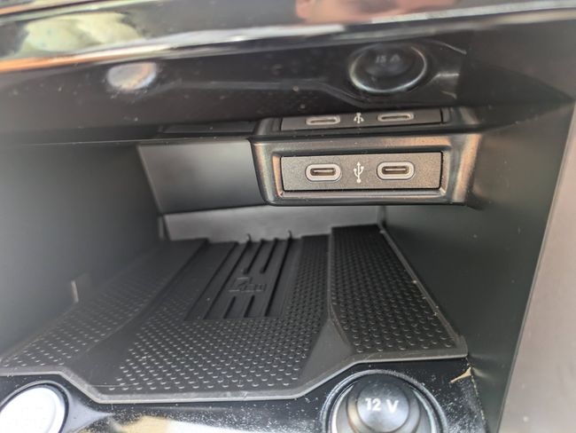 Volkswagen T-Roc 1.5 TSI 110 kW  - Foto 19