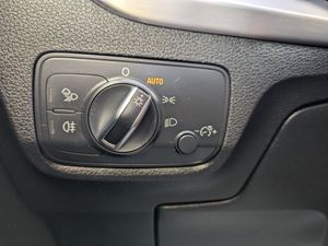 Audi Q2 S line 30 TDI 85 kW  - Foto 22