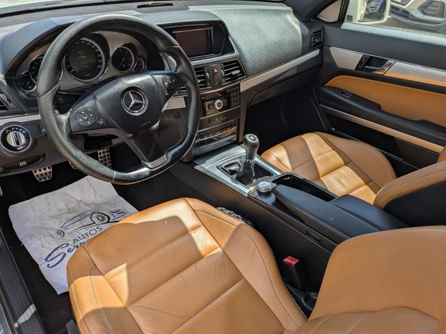 Mercedes Clase E E 220 CDI BlueEFFICIENCY Coupé  - Foto 12