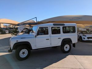Land-Rover Defender 110 SW E  - Foto 6