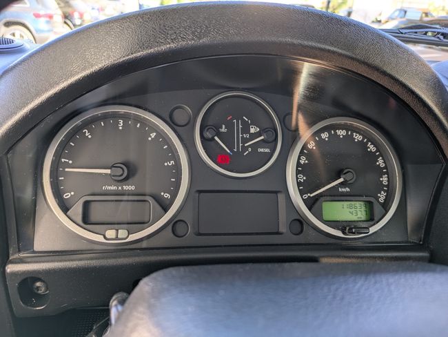 Land-Rover Defender 110 SW E  - Foto 17