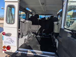 Land-Rover Defender 110 SW E  - Foto 11