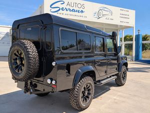 Land-Rover Defender 110 SW SE  - Foto 7