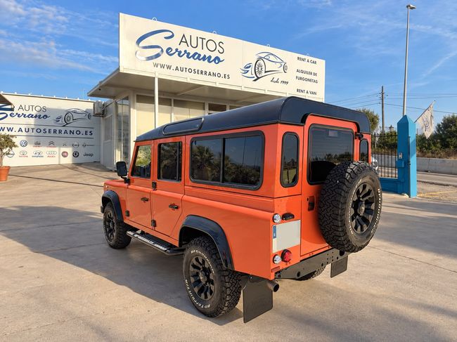 Land-Rover Defender 110 SW SE  - Foto 8