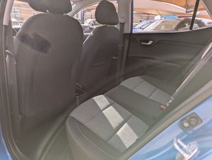 Kia Stonic 1.0 T-GDi MHEV iMT 74 kW  - Foto 23