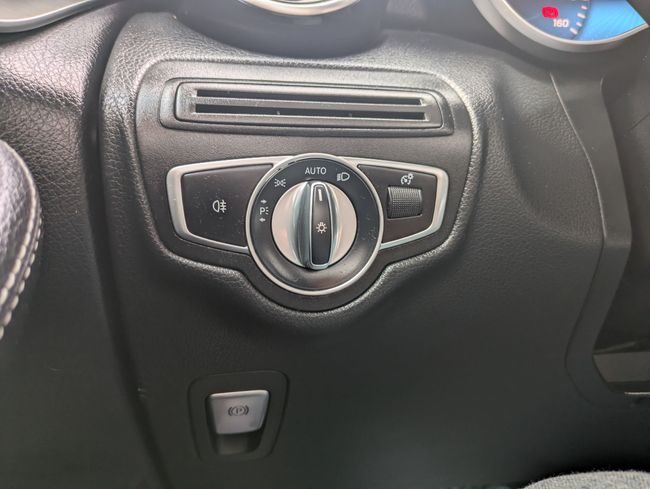 Mercedes GLC 220 d 4MATIC  - Foto 25