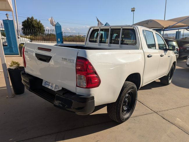 Toyota Hilux Doble Cabina 2.4 150D 4x4 GX  - Foto 5
