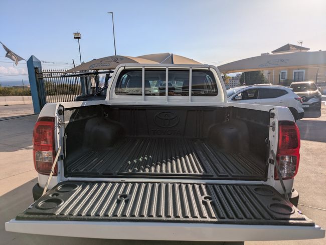 Toyota Hilux Doble Cabina 2.4 150D 4x4 GX  - Foto 8