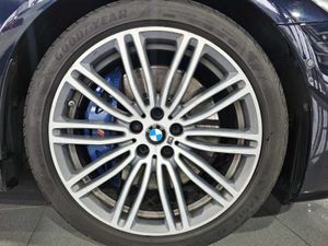 BMW Serie 5 BMW M550i xDrive Berlina M perfonmance  - Foto 36