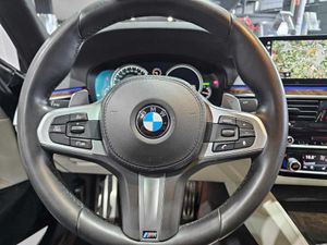 BMW Serie 5 BMW M550i xDrive Berlina M perfonmance  - Foto 16