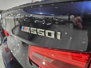 BMW Serie 5 BMW M550i xDrive Berlina M perfonmance  - Foto 29